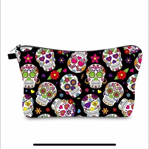 20 piece Make-Up Brush set and Skull Make-Up Bag . I have 1 gold & one black set - Picture 7 of 12